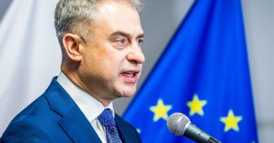 Gawkowski: AI szaleje; wzywam prezydenta do podpisania ustawy ws. usuwania nielegalnych treści w sieci